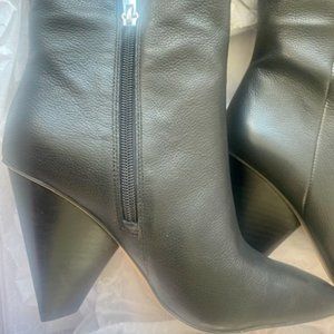 Vince Camuto Modsie NIB Boots